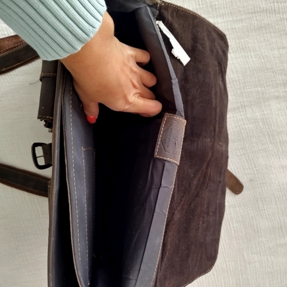 Mex Mates oiled Mexican leather men's messenger briefcase - Picture 7 of 11